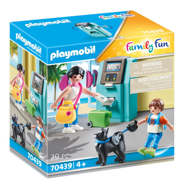FAMILY FUN HOTEL ΤΟΥΡΙΣΤΕΣ ΣΤΟ ΑΤΜ